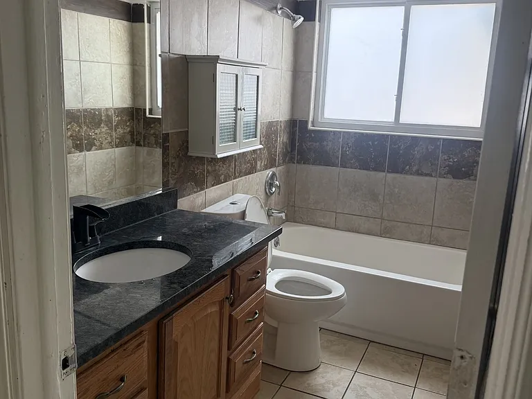 231 S Montgomery St #2 — Photo 10