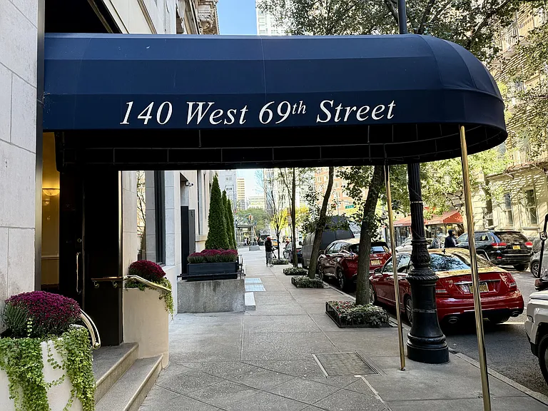 140 W 69th St #29A — Photo 10
