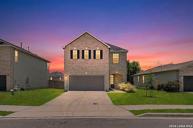 3 bed, 2.5 bath, 2100 sqft, $1,900 — Photo 1
