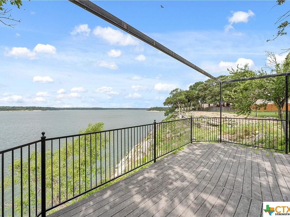 1st image of 908 Crescent Dr