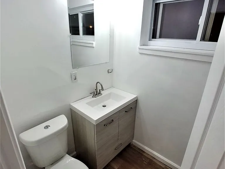 491 Norton Street — Photo 7