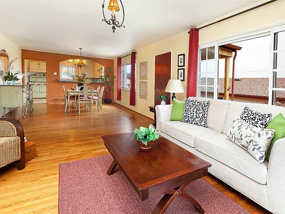 3rd image of 7318 Waldo Ln