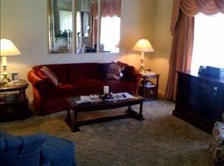 358 Sweetbriar Dr, Harrisburg, PA 17111