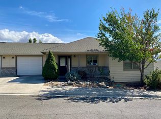 473 Elm St, Phoenix, OR 97535
