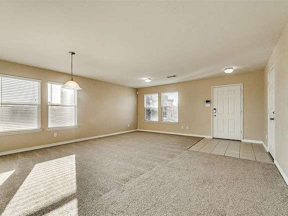 5th image of 2103 Van Zandt Dr