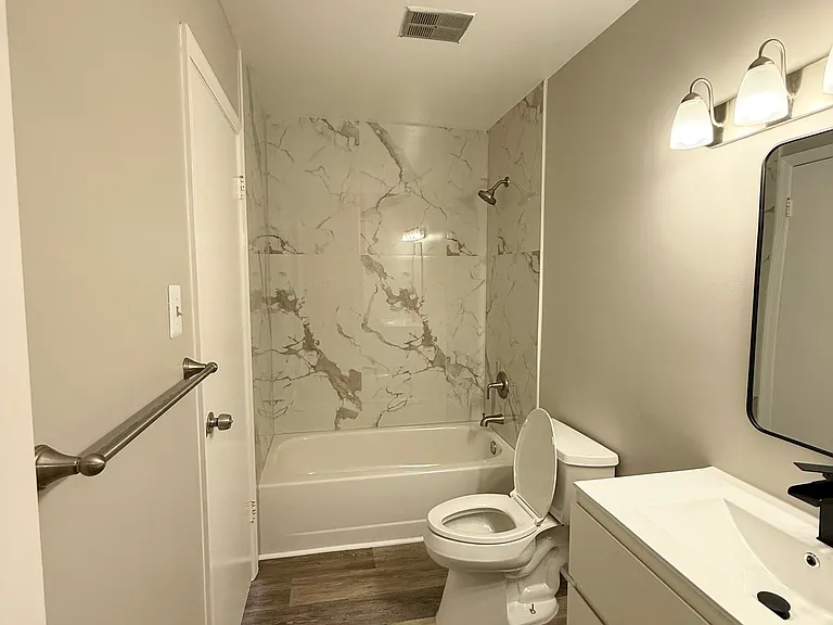 39 Chesthill Ct — Photo 10