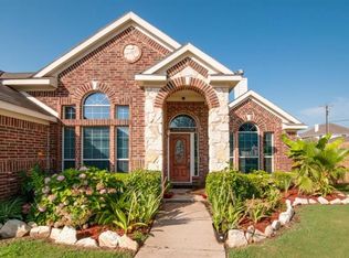 1021 Mesquite Dr, Burleson, TX 76028