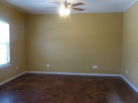 5th image of 116 Flagstone Dr