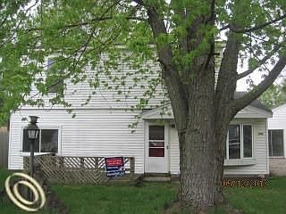 1st image of 3036 Fisher Ave