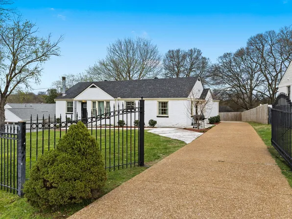2315 Ridgecrest Dr, Nashville, TN 37216
