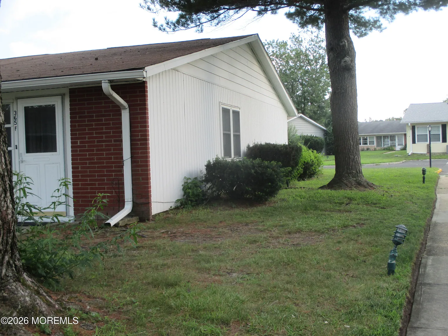1 bed, 663 sqft, $1,600 — Photo 3
