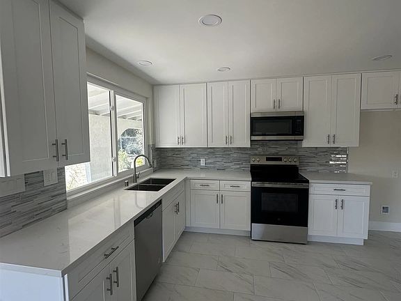 2nd image of 31245 Palimo Dr
