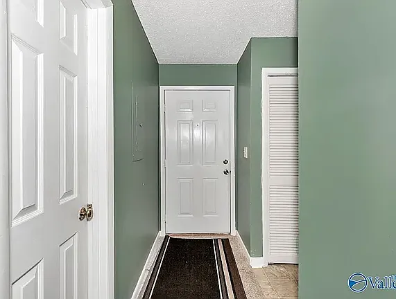 4952 Seven Pine Cir #4952 — Photo 2
