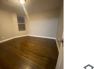 5211 S Indiana Ave #1, Chicago, IL 60615