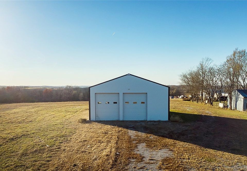 1st image of 13864 33rd Ave