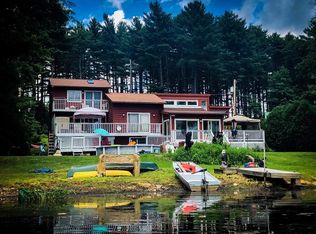 11 Metacomet St, Belchertown, MA 01007