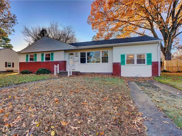 8041 Wedgewood Dr, Norfolk, VA 23518