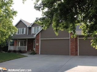 4661 Eagle Ridge Rd, Lincoln, NE 68516