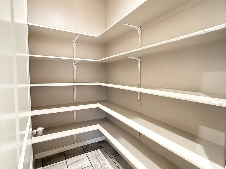 1028 Flyer Pl — Photo 12