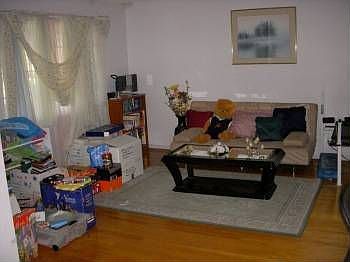 3rd image of 2709 Meadowlark Dr