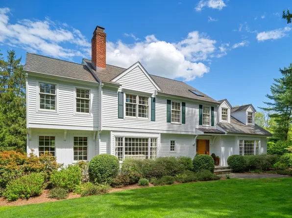 4 Hedgerow Common, Weston, CT 06883