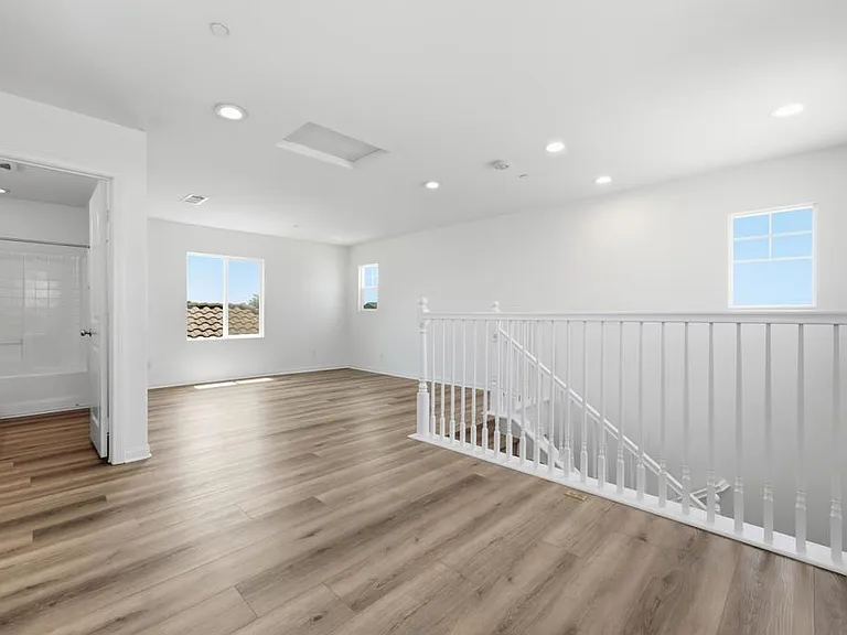 1418 Pershing Rd — Photo 16