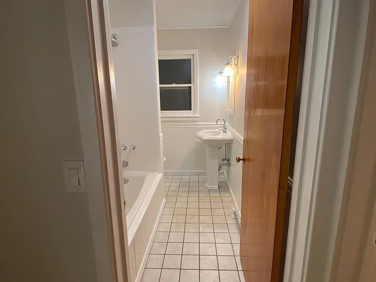 The bathroom with bidet toilet (heated seat for the winter!)
