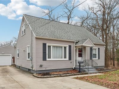 365 Larkin Ave, Akron, OH, 44305