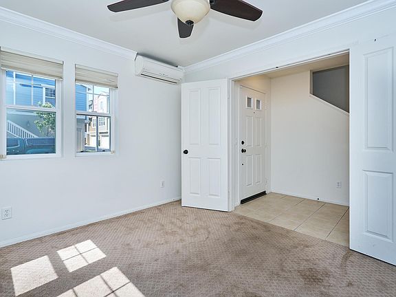 4th image of 1800 Oak St Unit 335