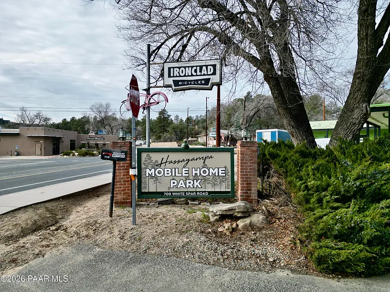 700 White Spar Rd — Photo 3
