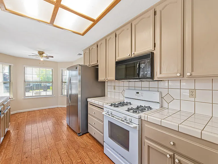 7337 Little Acorn Way — Photo 19