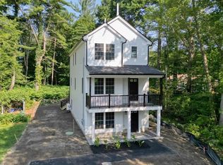 27 Valley Rd, Holbrook, MA 02343