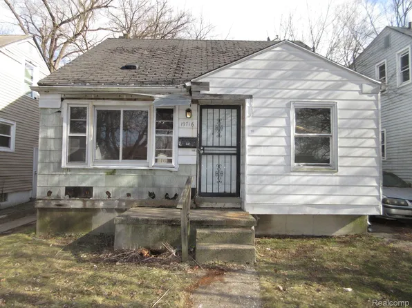 19716 Archdale St, Detroit, MI 48235