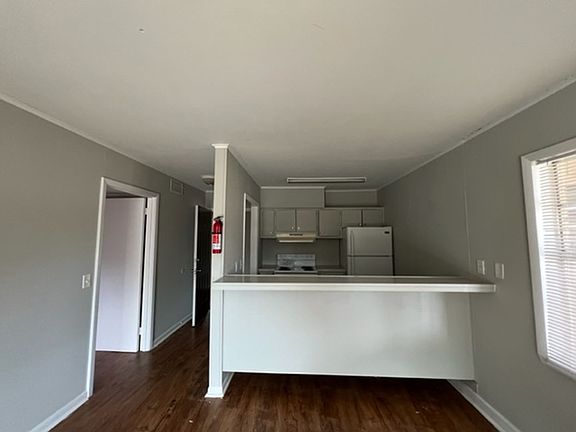 3rd image of 242 Georgia Ave #2