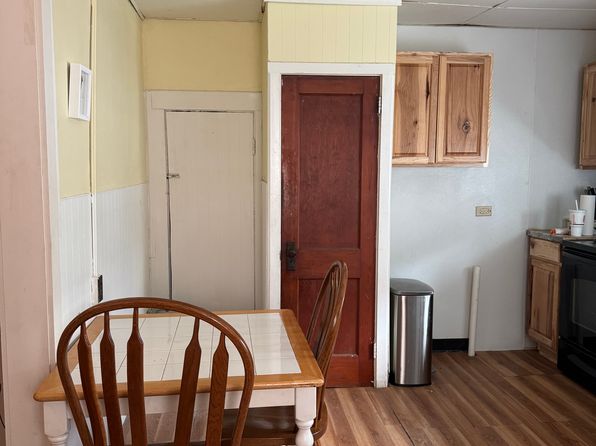 166 S Main St #3, Saint Albans, VT 05478