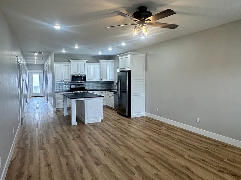 242 Sandi Rd — Photo 4