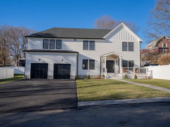 24 Palmetto St, Saugus, MA 01906