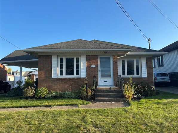 1211 W 33rd St, Erie, PA 16508