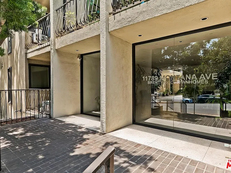 11789 Montana Ave #11 — Photo 22