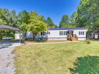 4957 Six Point Trl, Flowery Branch, GA, 30542
