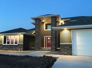 4096 Marquart Ln, Omro, WI 54963