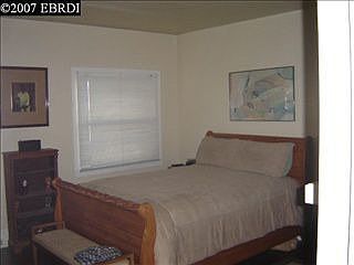 5th image of 5933 Camden St