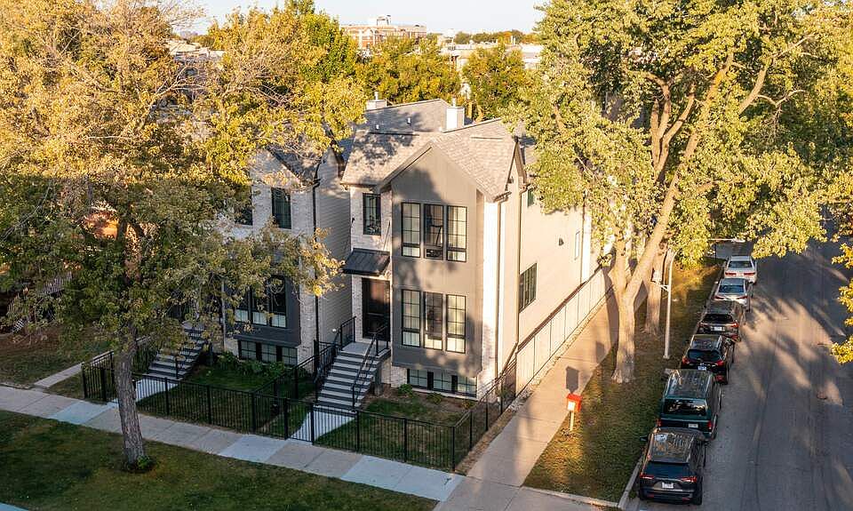 1st image of 2501 N Sawyer Ave