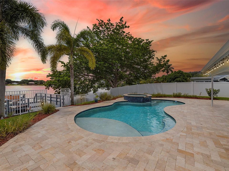 1st image of 5669 SW 100th Avenue