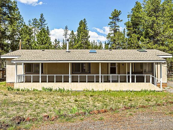 3rd image of 16050 Elderberry Ln