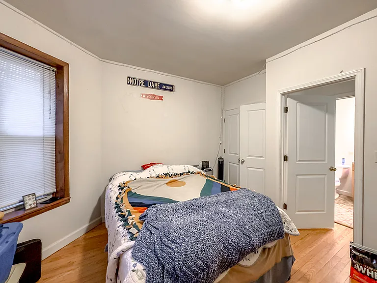6711 N Sheridan Rd #S2 — Photo 18