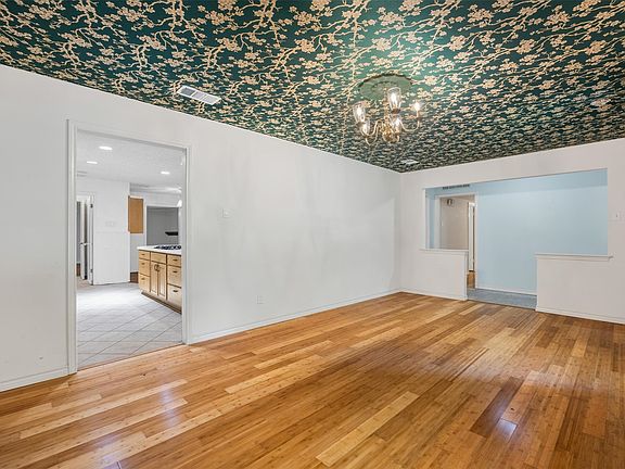 5th image of 12209 Brookmeadow Ln