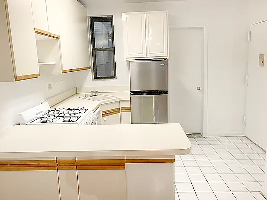 Rented by AJ Clarke | media 7