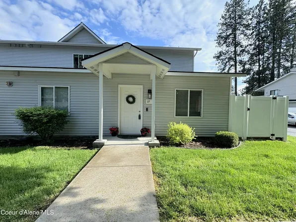 723 E Whispering Pines Ln APT 17, Coeur D Alene, ID 83815