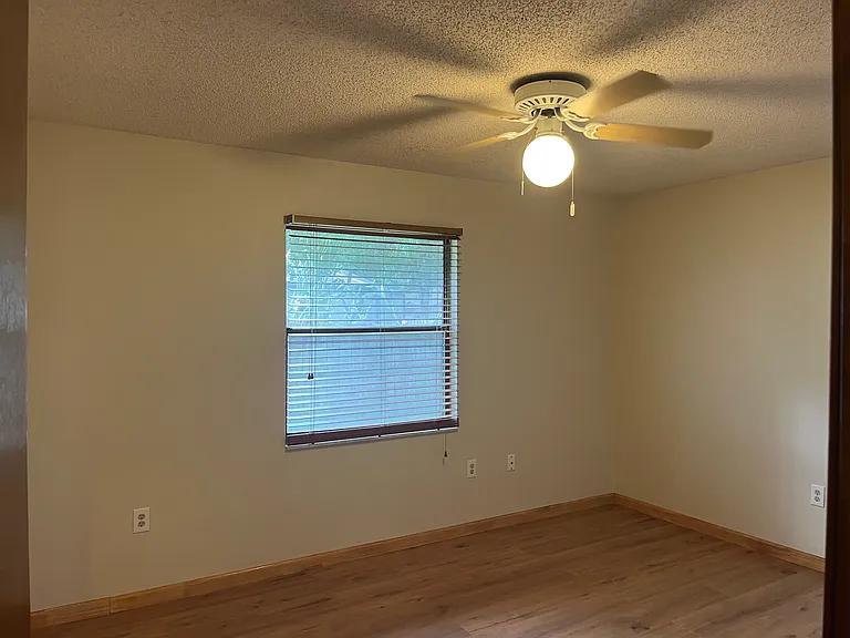 424 Orchis Rd — Photo 9